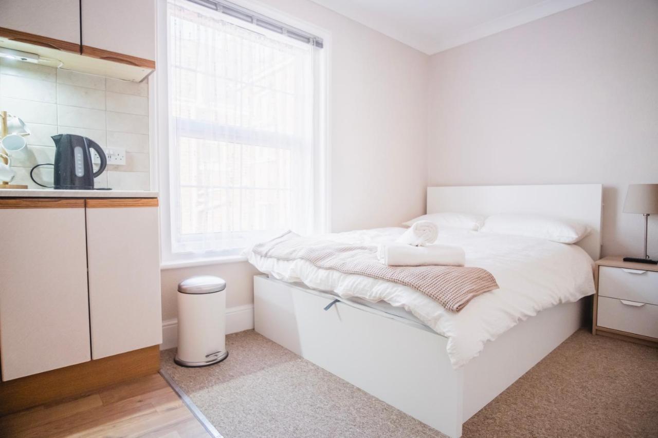 Poole Stay エクステリア 写真
